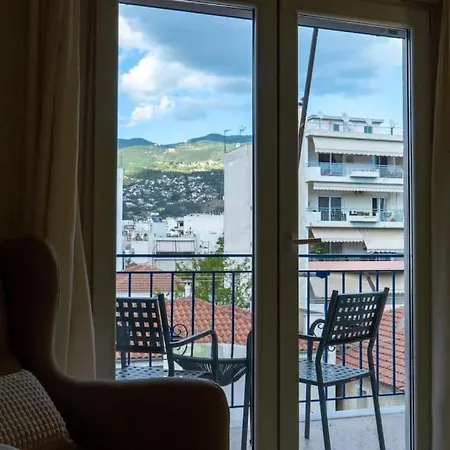 Christina's Cozy Apartament *